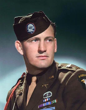 Lynn 'Buck' Compton